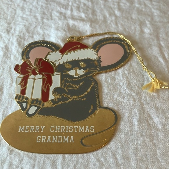 G. Duchin: Vintage 1989 USA Metal Enamel Ornament Mouse- Merry Christmas Grandma - Picture 4 of 12